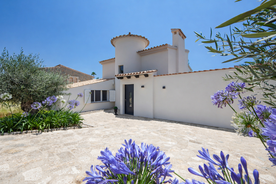 Mediterrane Villa mit Ferienvermietungslizenz und Hafenblick - Eingangsbereich (6391)
