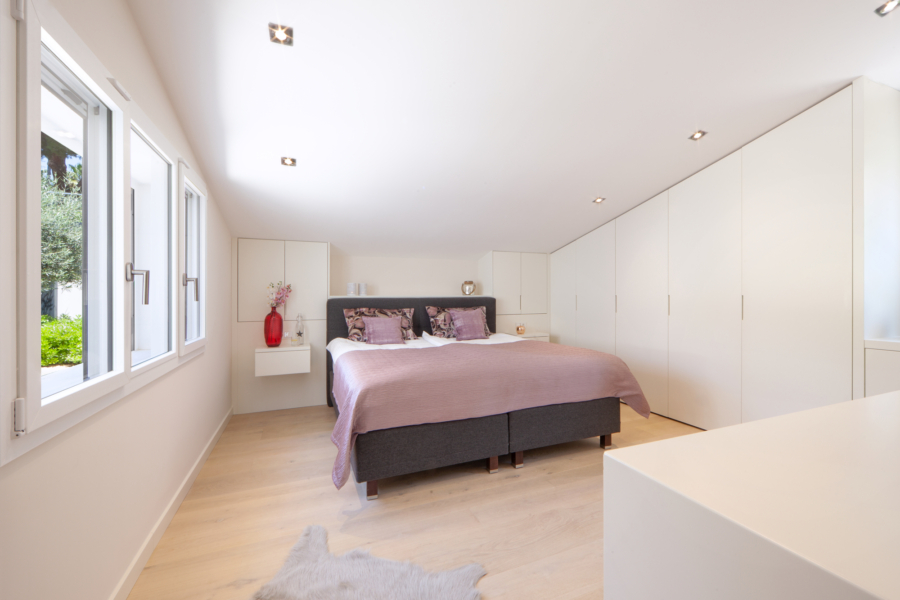 Mediterrane Villa mit Ferienvermietungslizenz und Hafenblick - Schafzimmer 1 (6386)
